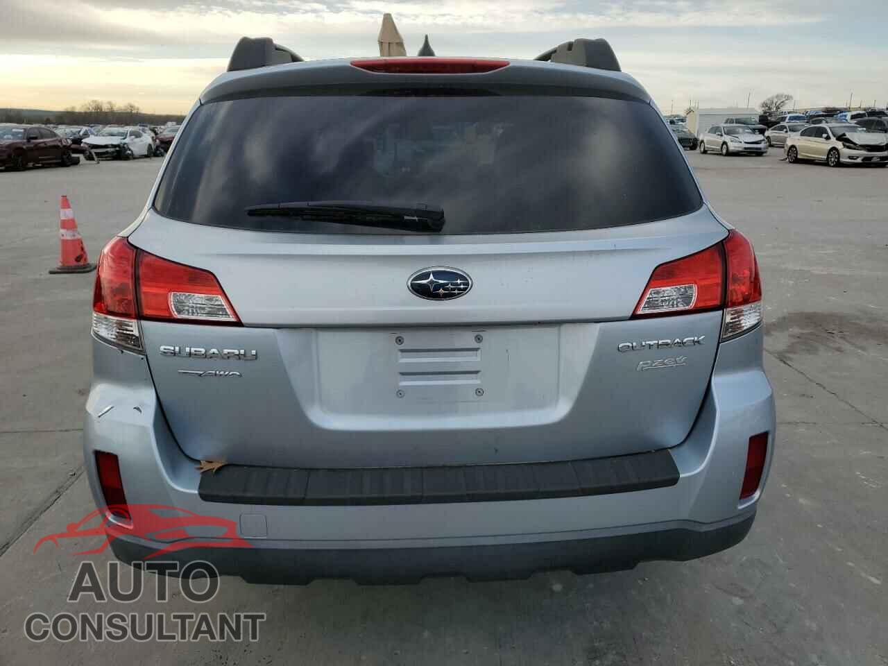 SUBARU OUTBACK 2014 - 4S4BRBCC5E3251968