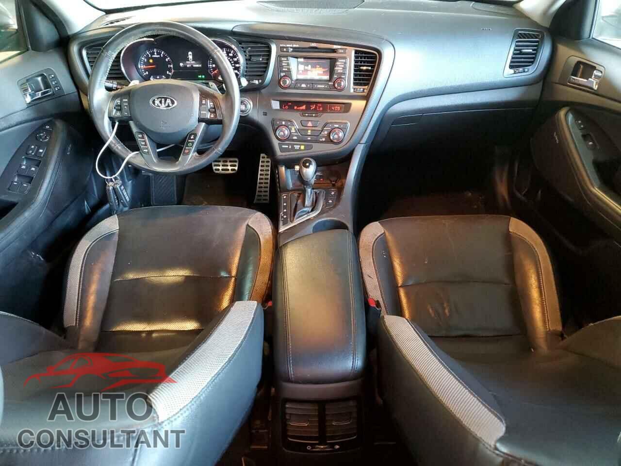 KIA OPTIMA 2013 - 5XXGR4A67DG180841