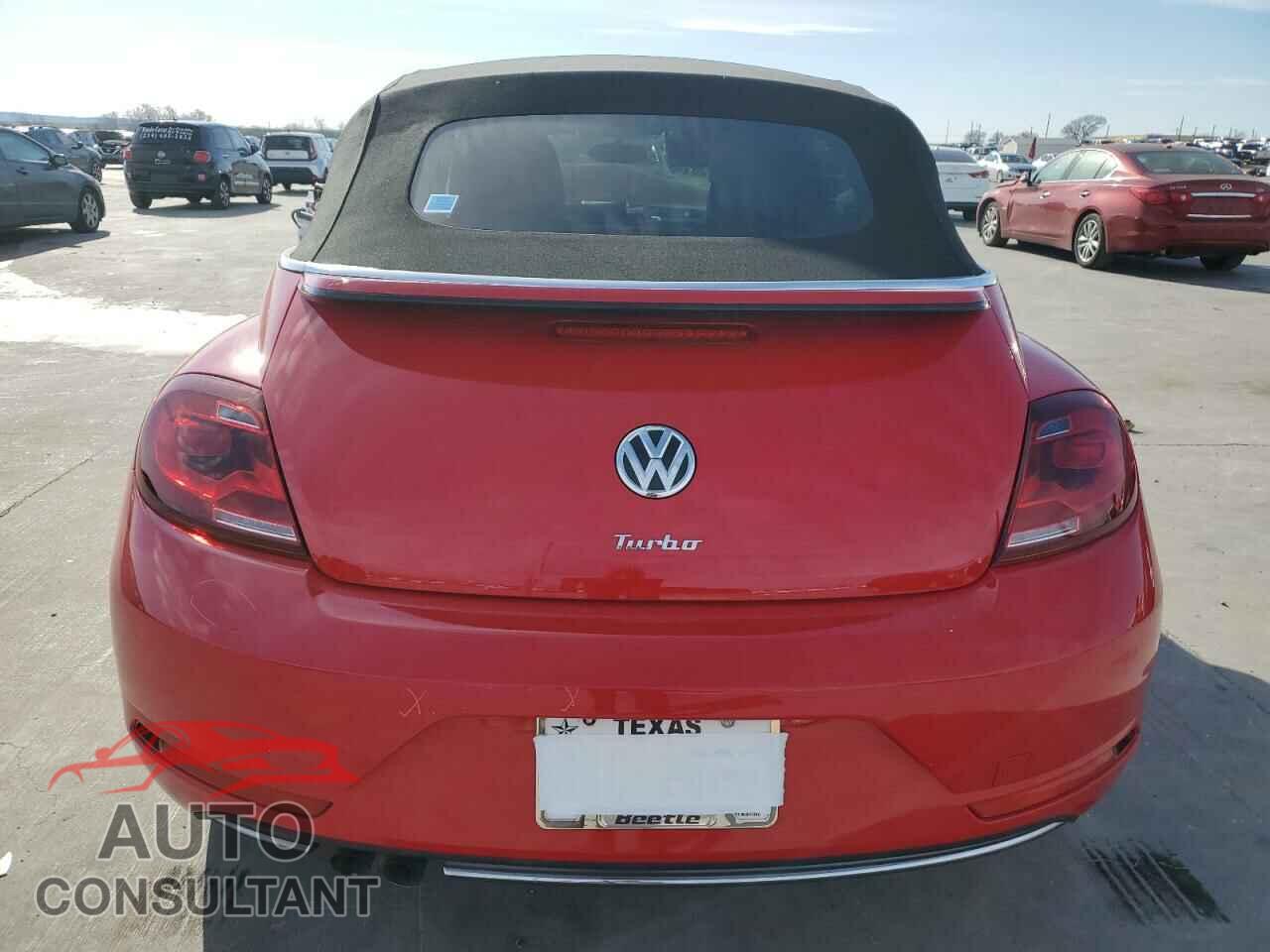 VOLKSWAGEN BEETLE 2019 - 3VW5DAAT5KM510902