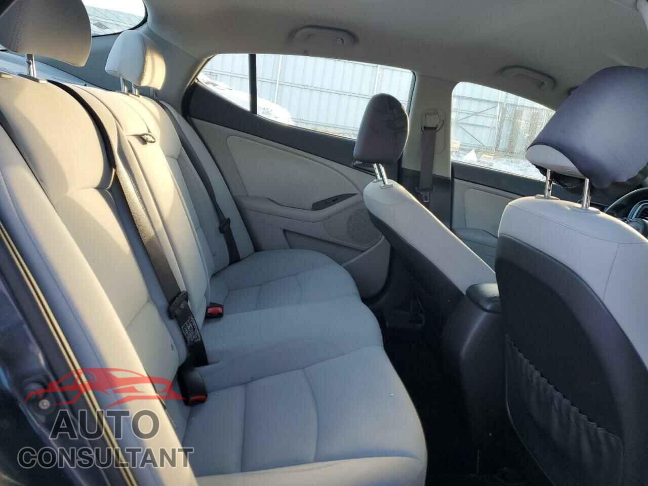KIA OPTIMA 2015 - KNAGM4A70F5526546
