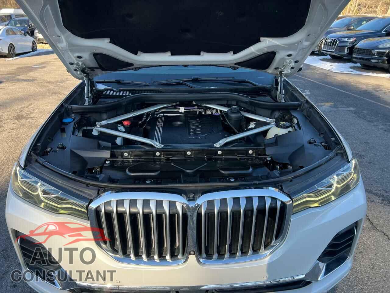 BMW X7 2021 - 5UXCW2C06M9E26927