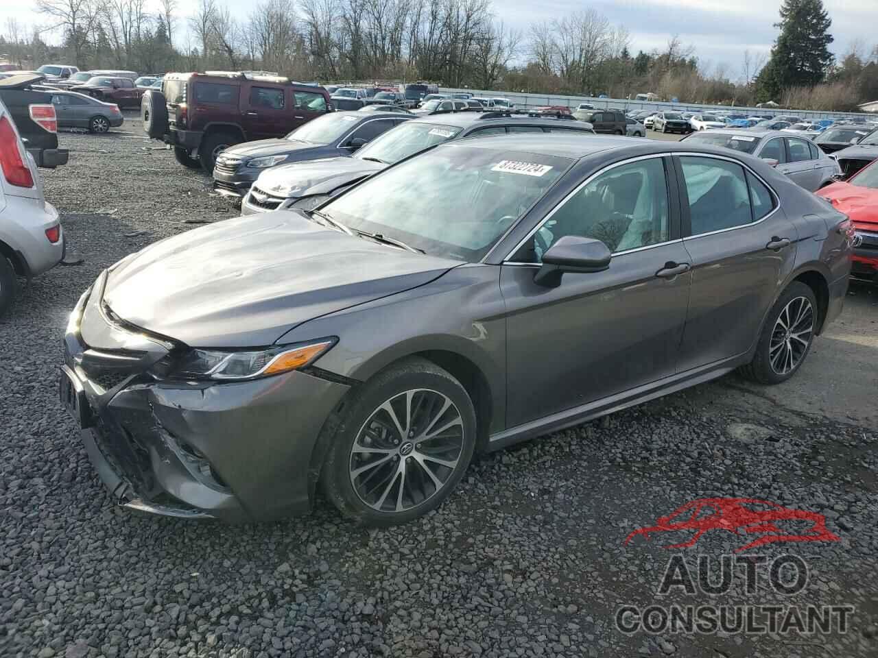 TOYOTA CAMRY 2018 - 4T1B11HK7JU624112