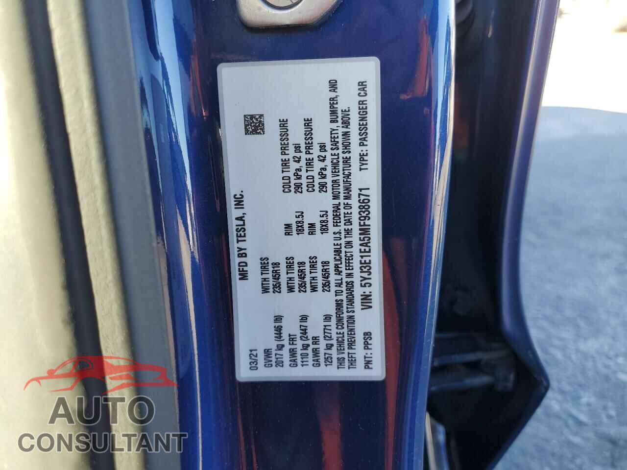 TESLA MODEL 3 2021 - 5YJ3E1EA5MF938671
