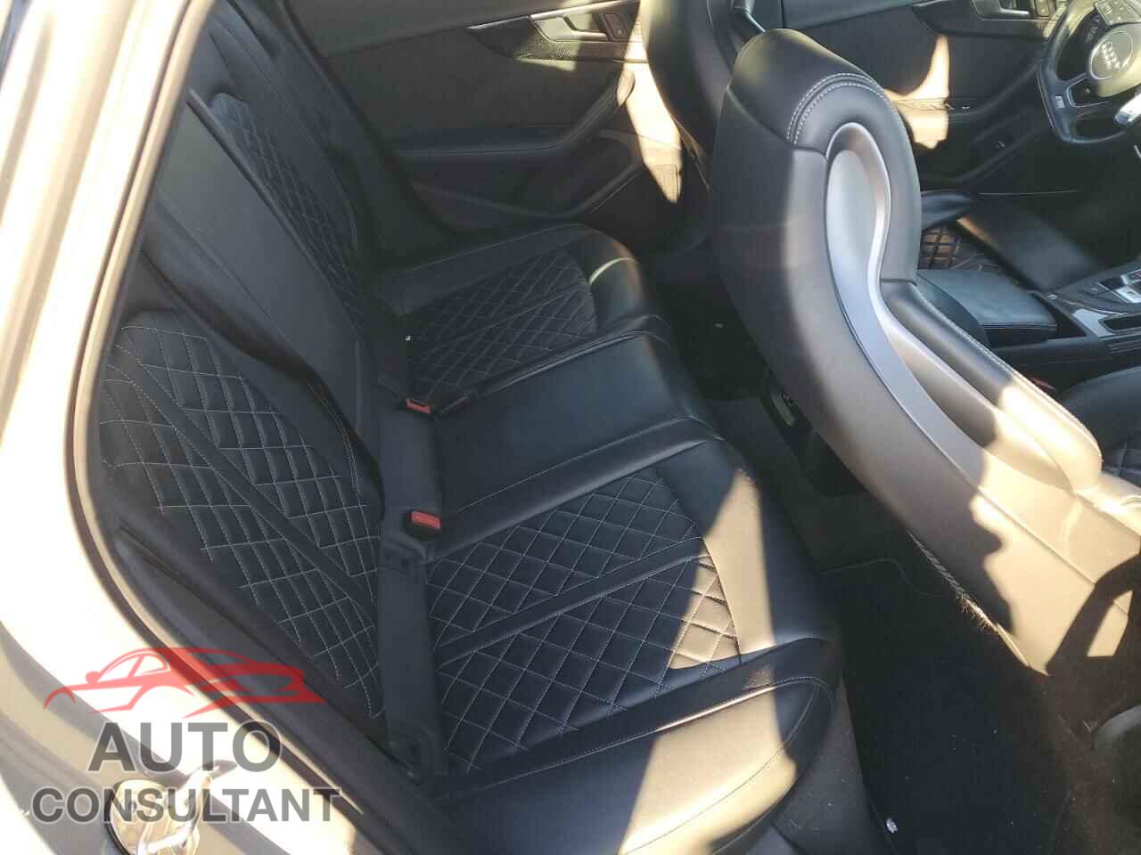 AUDI S4/RS4 2019 - WAUC4AF40KA018638