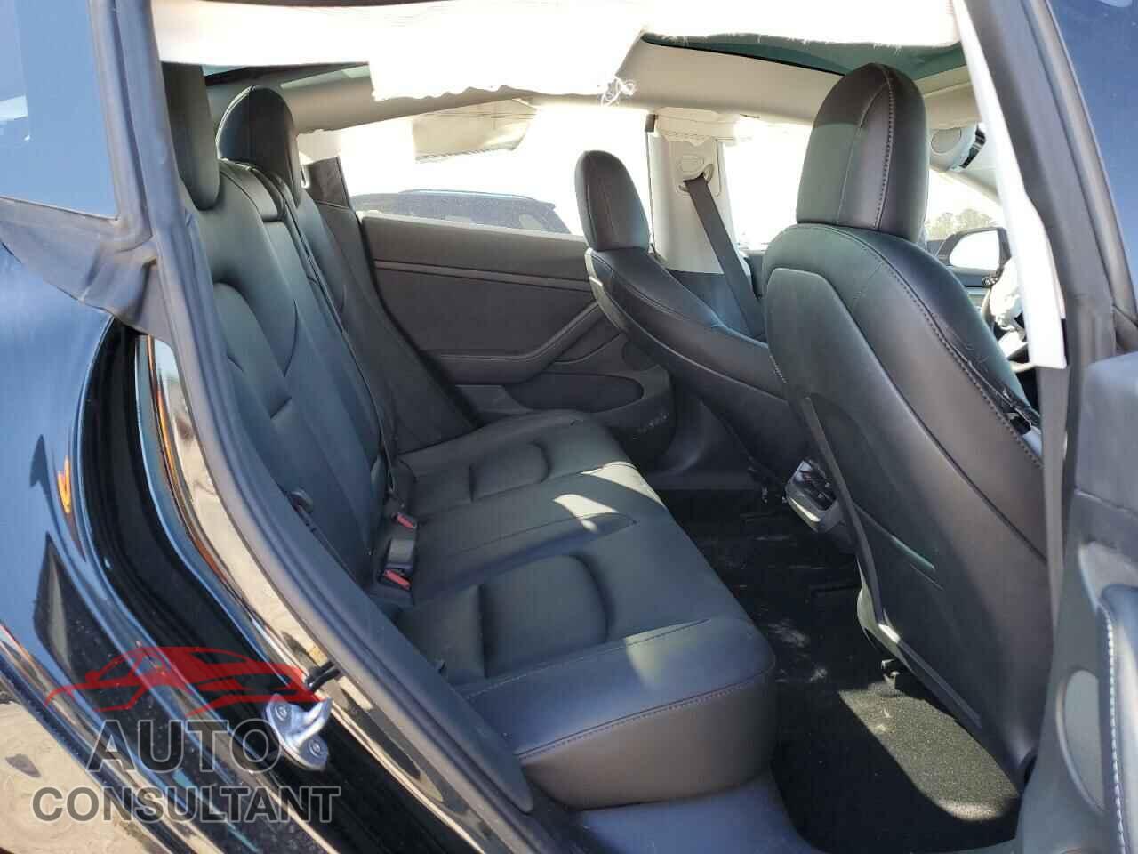 TESLA MODEL 3 2022 - 5YJ3E1EA2NF319964