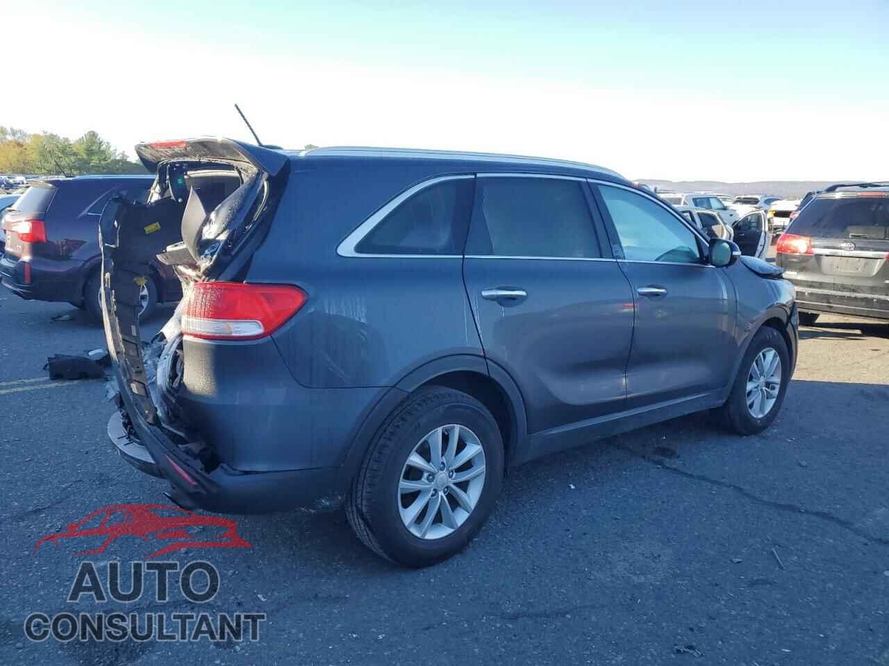 KIA SORENTO 2017 - 5XYPG4A32HG332425