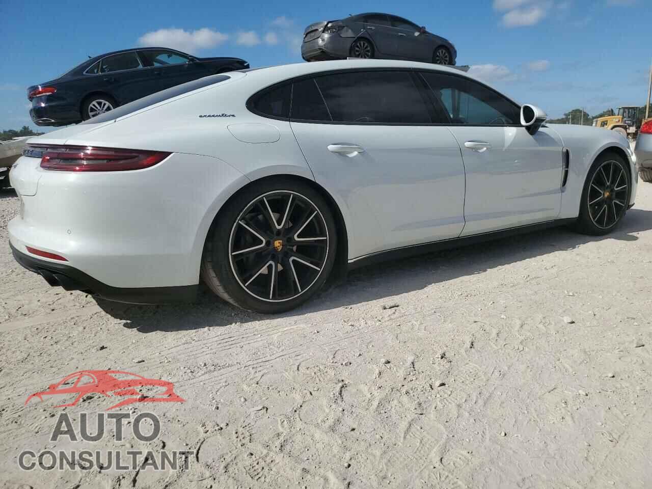 PORSCHE PANAMERA 2018 - WP0BB2A76JL165237