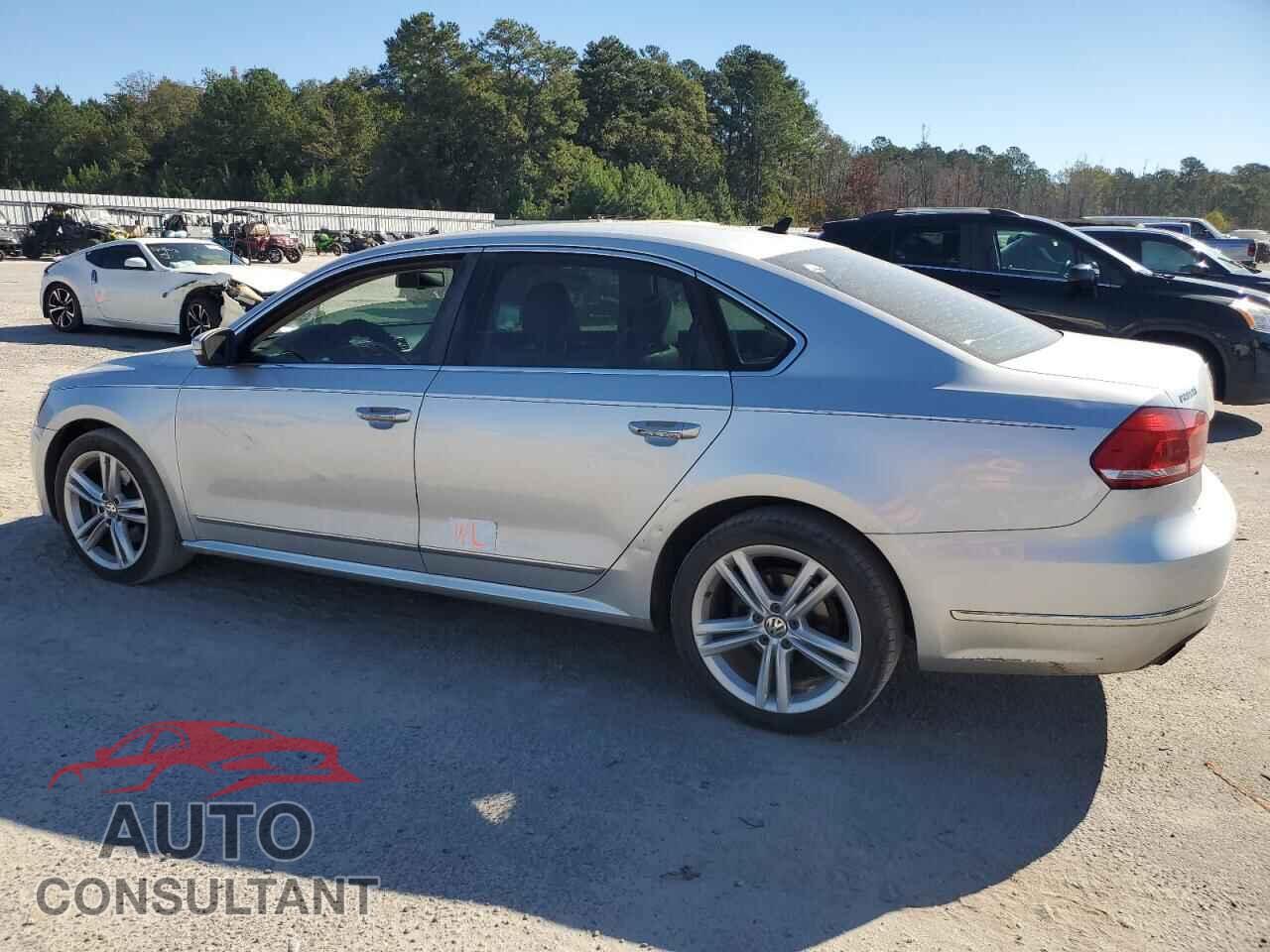 VOLKSWAGEN PASSAT 2014 - 1VWCS7A31EC025517