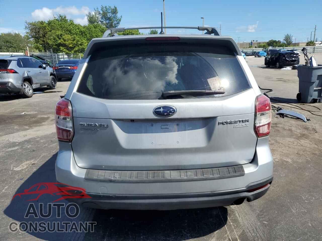 SUBARU FORESTER 2015 - JF2SJAHC1FH525946