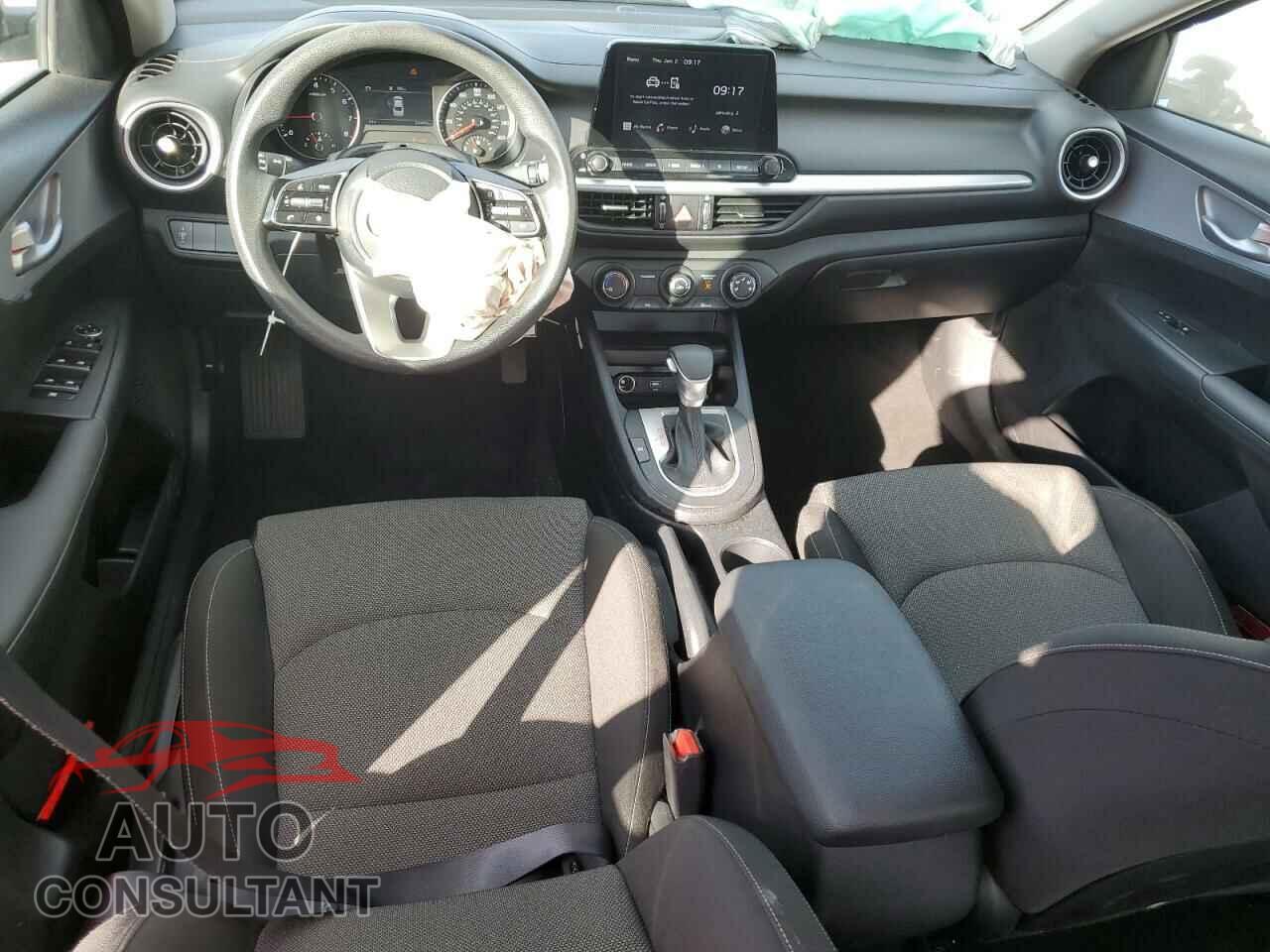 KIA FORTE 2024 - 3KPF24ADXRE729785