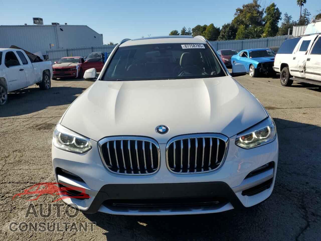 BMW X3 2021 - 5UXTS1C09M9F50471