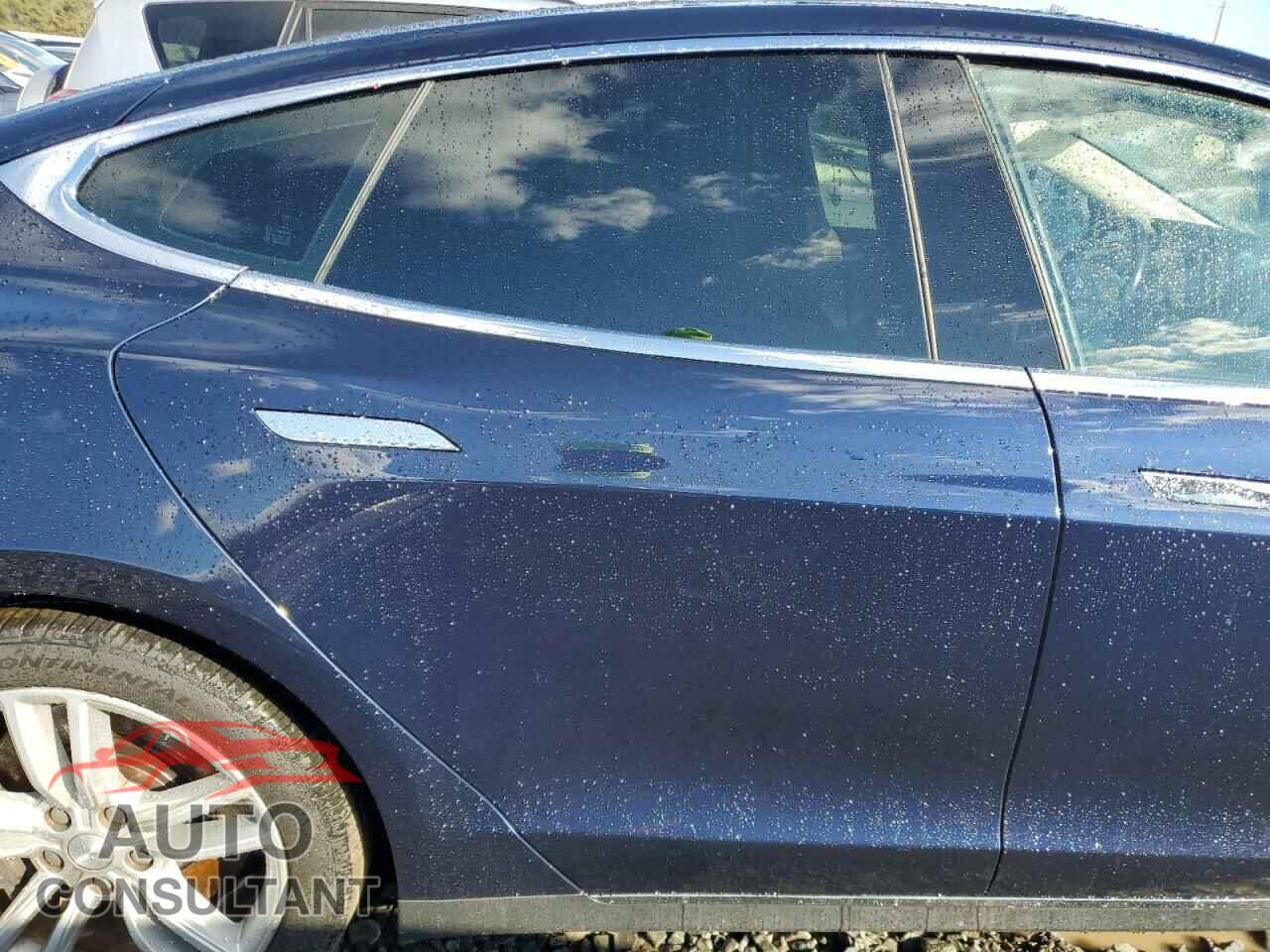 TESLA MODEL S 2014 - 5YJSA1H19EFP63331