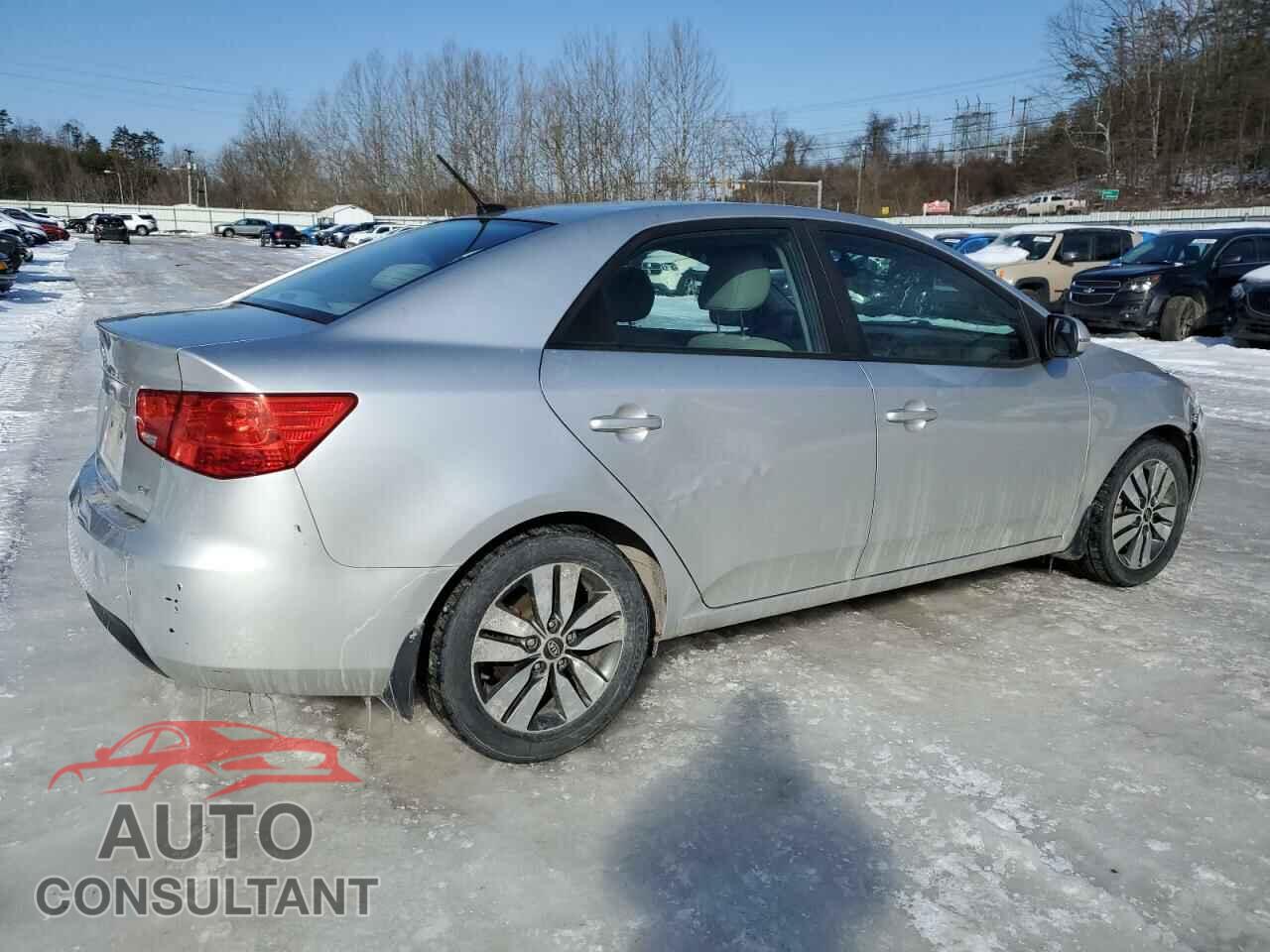 KIA FORTE 2013 - KNAFU4A27D5738437