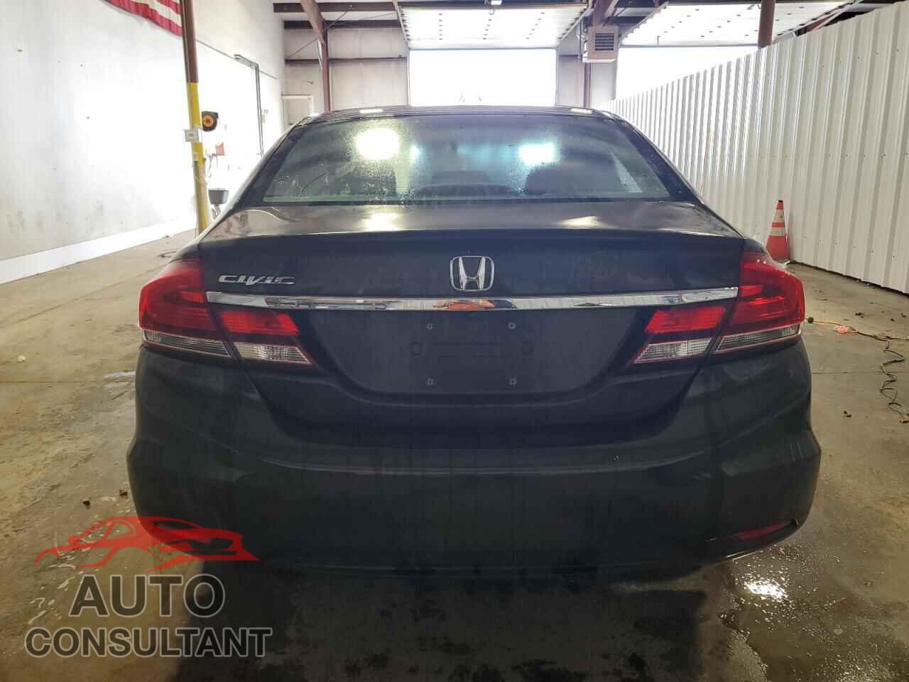HONDA CIVIC 2013 - 2HGFB2F52DH561449