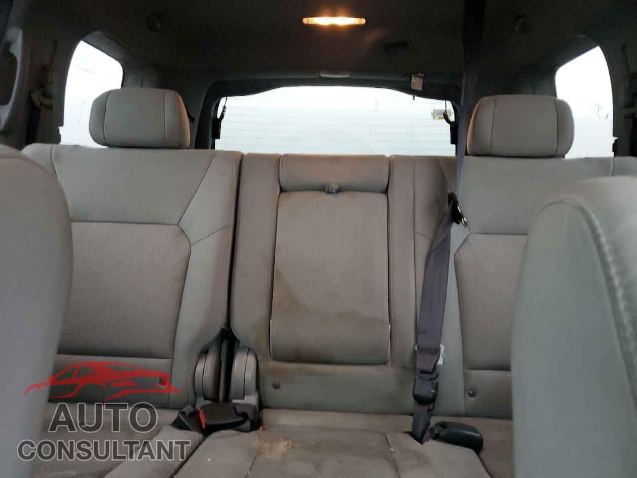 HONDA PILOT 2011 - 5FNYF3H20BB016678