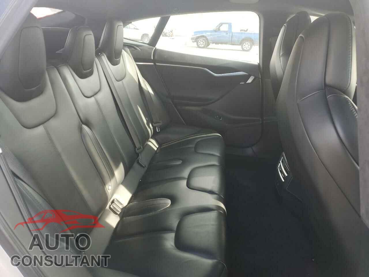 TESLA MODEL S 2017 - 5YJSA1E20HF193365