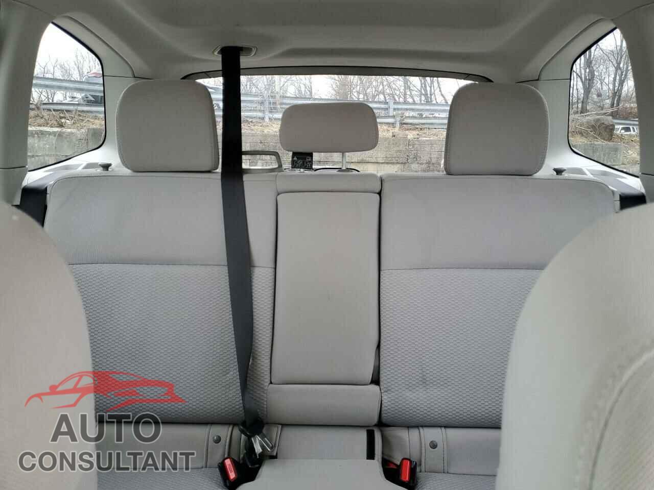 SUBARU FORESTER 2015 - JF2SJADC6FH492111