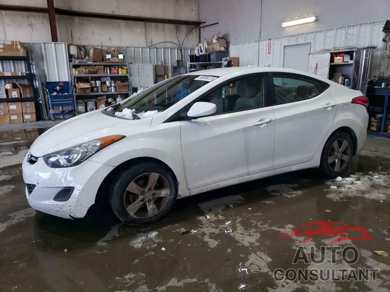 HYUNDAI ELANTRA 2013 - 5NPDH4AE2DH390572