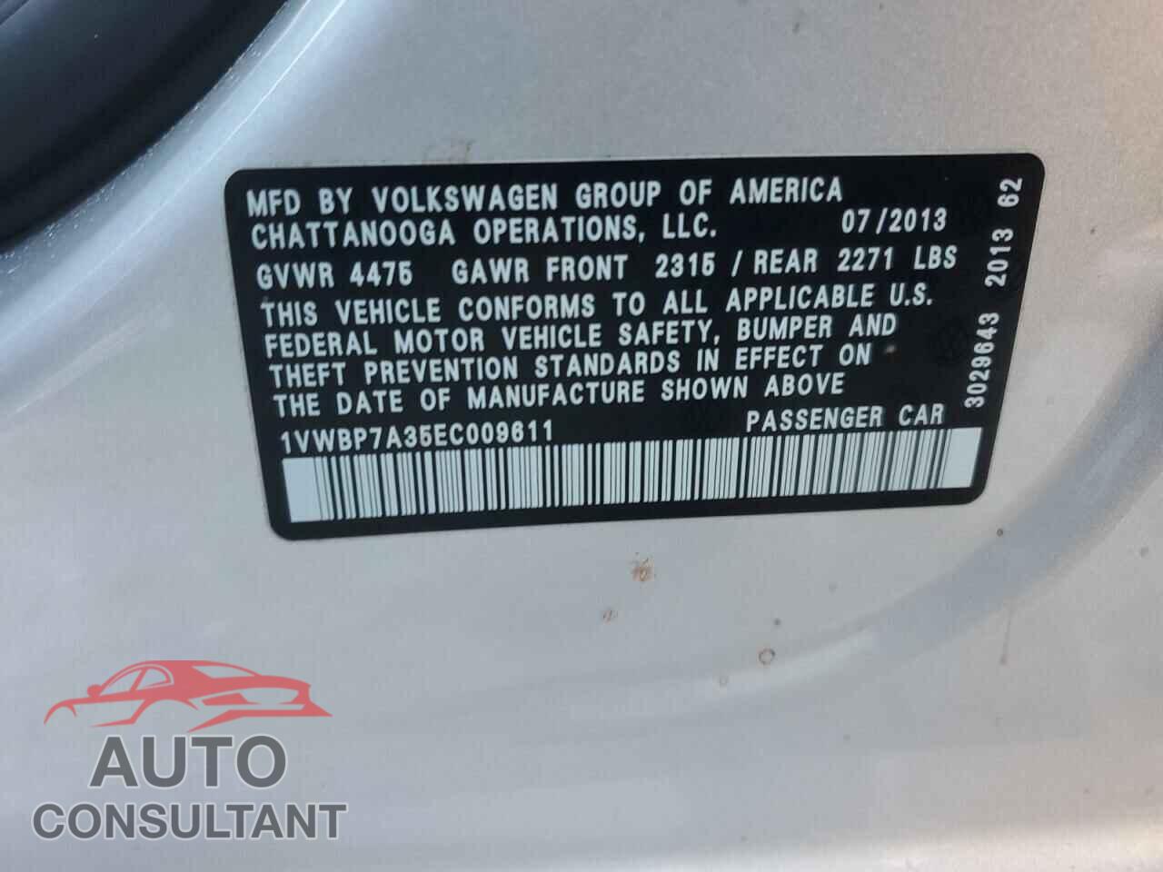 VOLKSWAGEN PASSAT 2014 - 1VWBP7A35EC009611