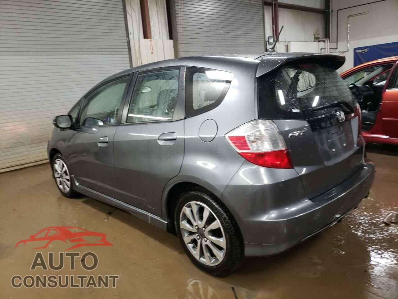 HONDA FIT 2013 - JHMGE8H57DC046698