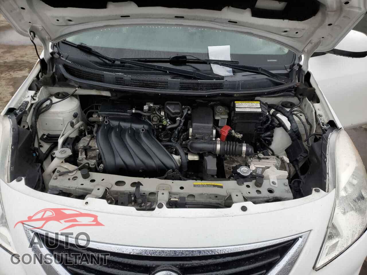NISSAN VERSA 2014 - 3N1CN7AP1EL805182