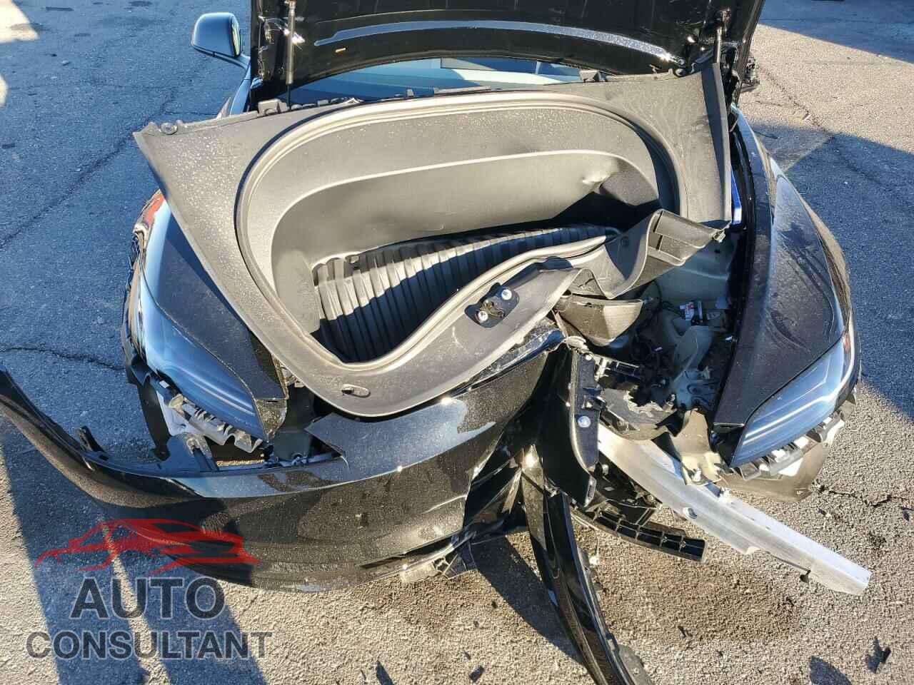 TESLA MODEL 3 2025 - 5YJ3E1EA6SF887887