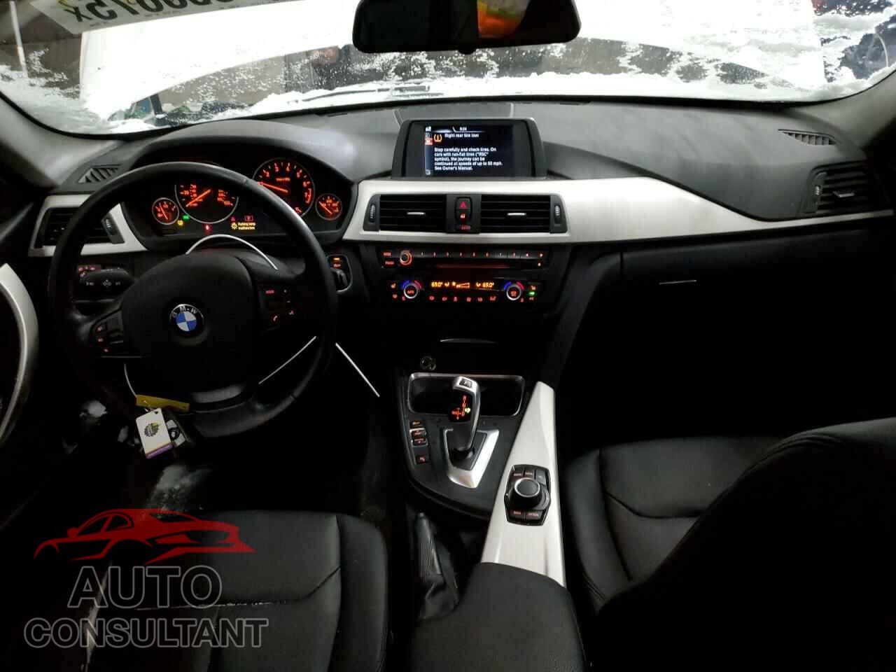 BMW 3 SERIES 2015 - WBA3C3C58FK201636