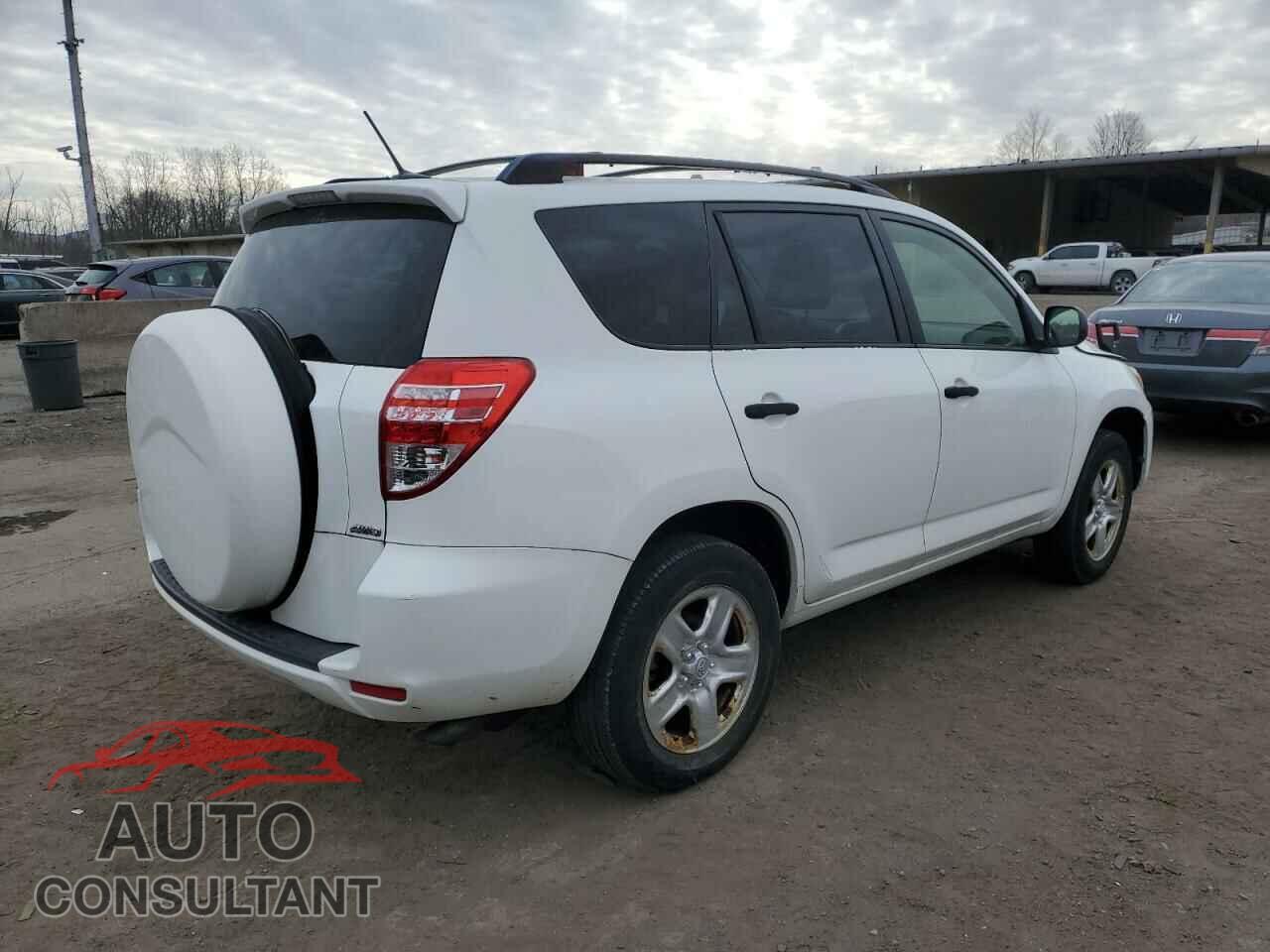 TOYOTA RAV4 2012 - JTMJF4DV9C5054257