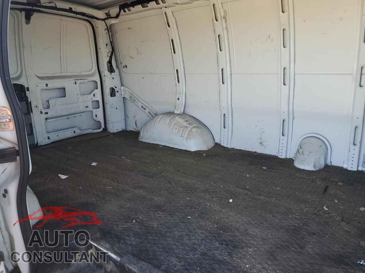 CHEVROLET EXPRESS 2013 - 1GCWGFCA8D1147650