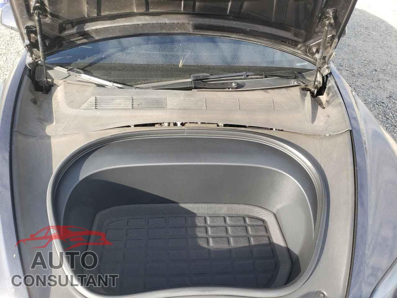 TESLA MODEL 3 2024 - 5YJ3E1ET9RF856550