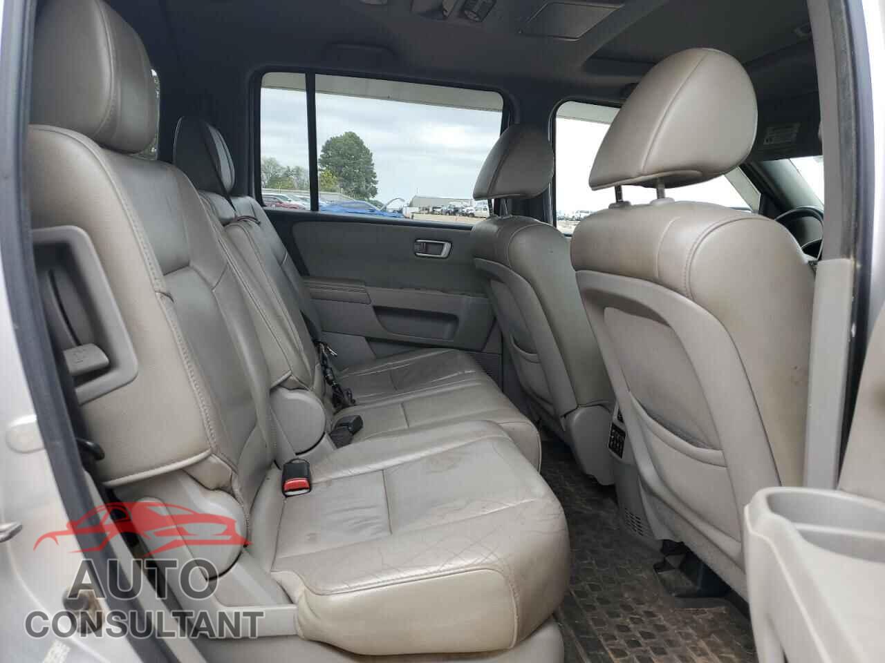 HONDA PILOT 2012 - 5FNYF3H61CB018167