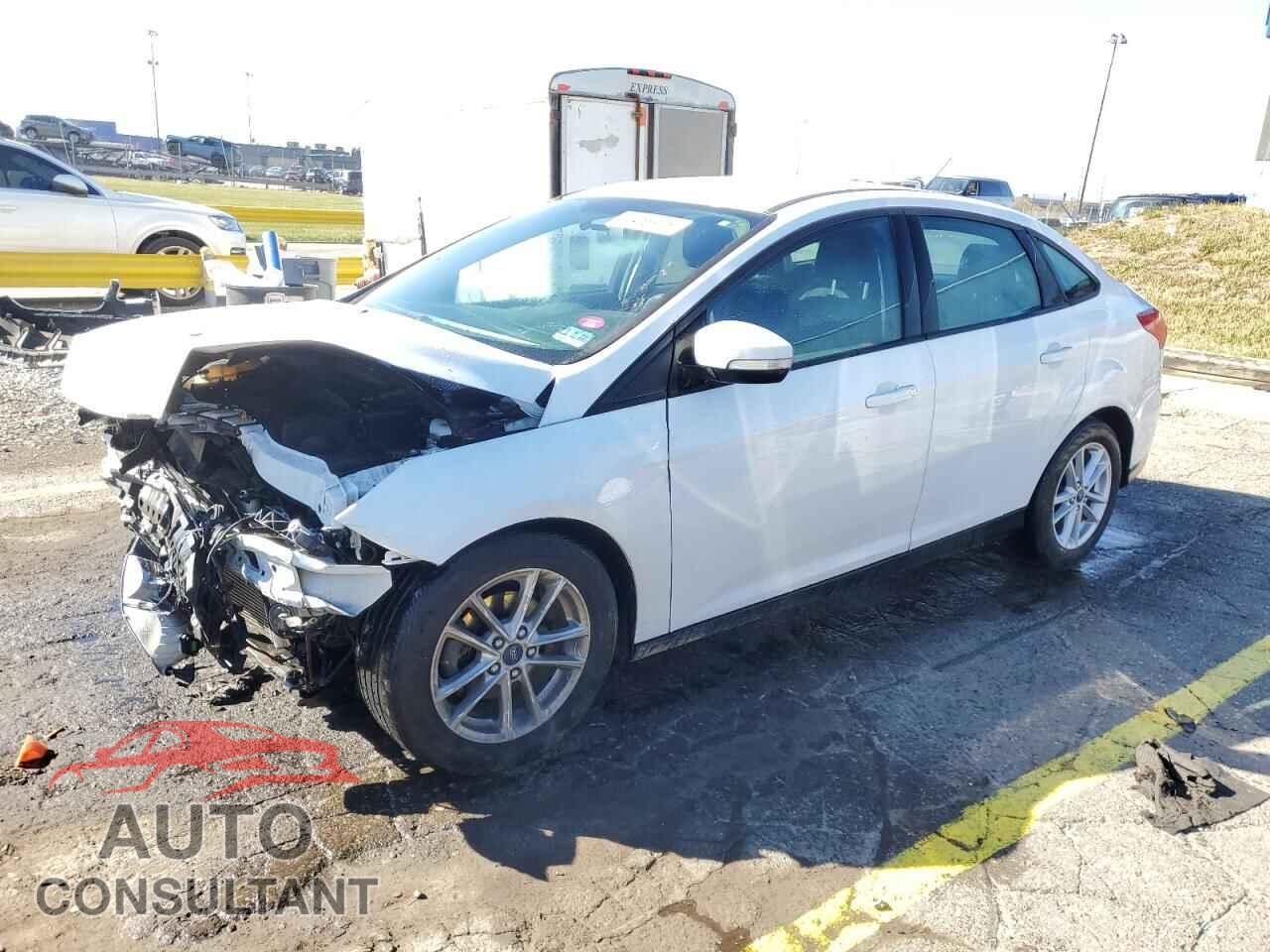 FORD FOCUS 2016 - 1FADP3F22GL370100