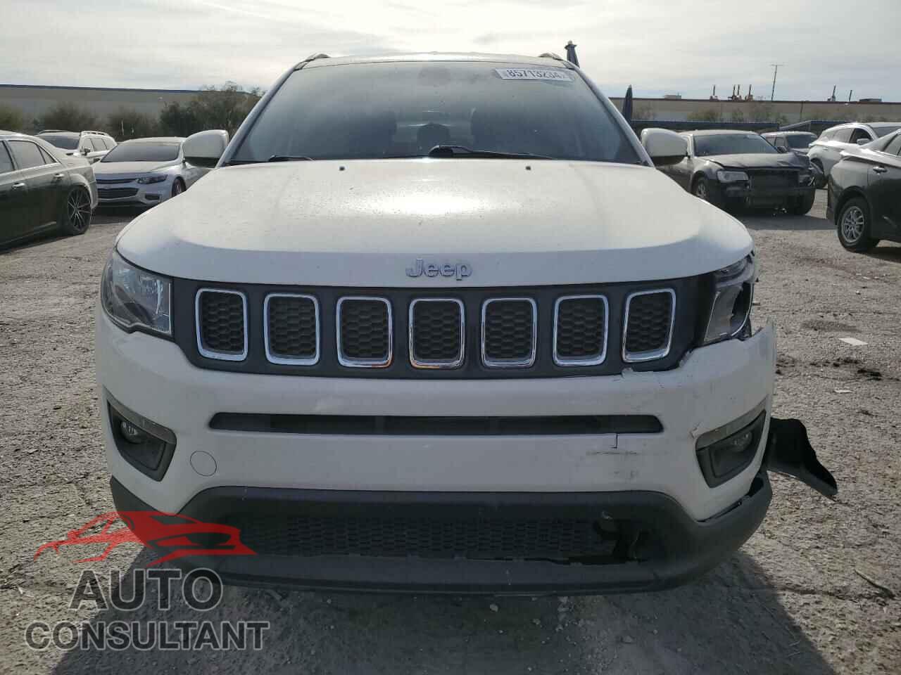 JEEP COMPASS 2018 - 3C4NJCBBXJT489529