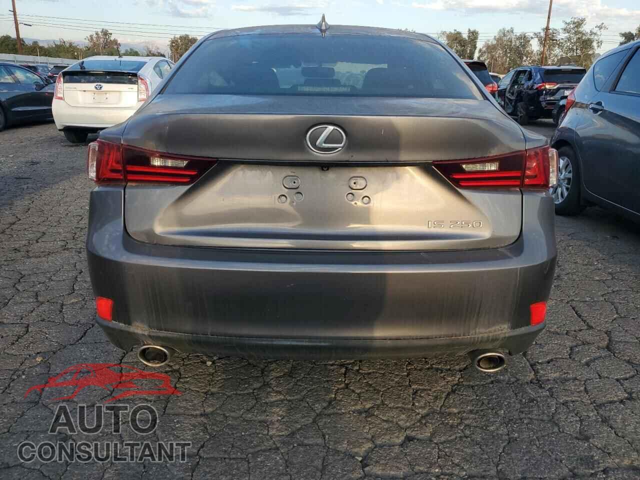 LEXUS IS 2014 - JTHBF1D24E5034024