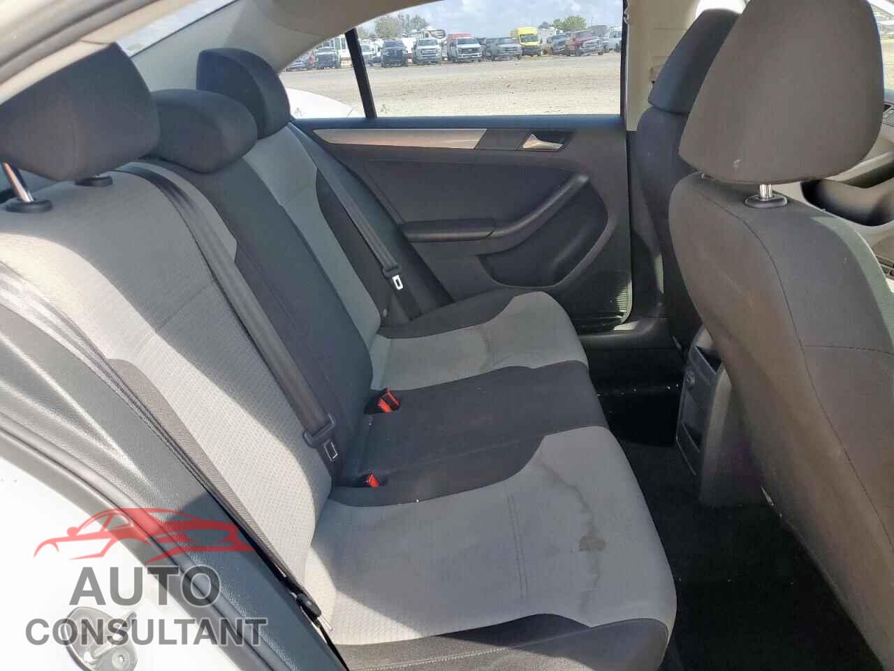 VOLKSWAGEN JETTA 2017 - 3VW2B7AJ8HM333068