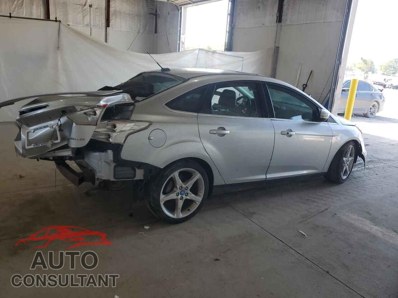 FORD FOCUS 2012 - 1FAHP3J21CL187807