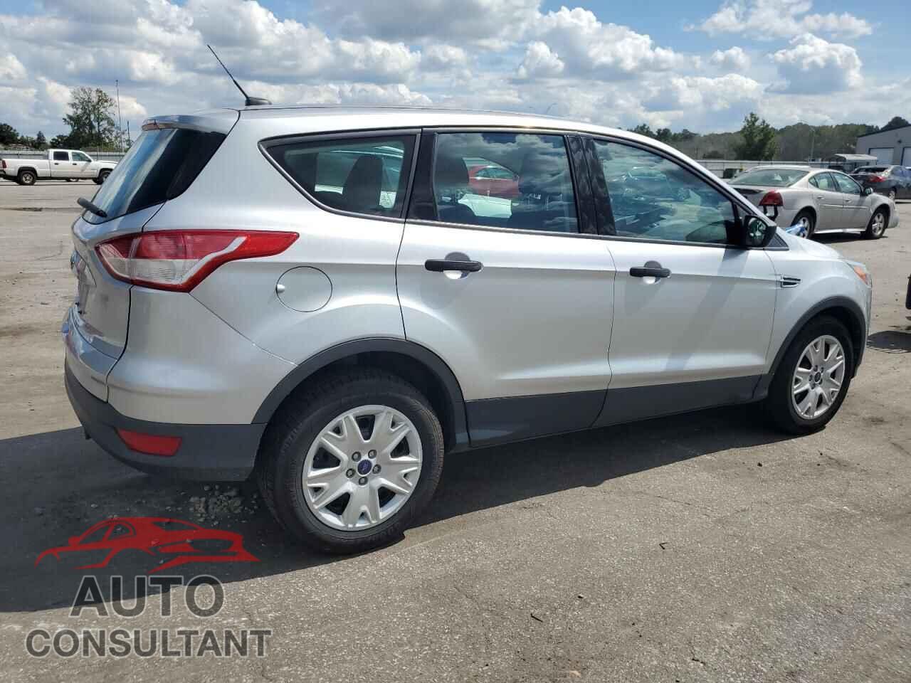FORD ESCAPE 2016 - 1FMCU0F73GUC26621