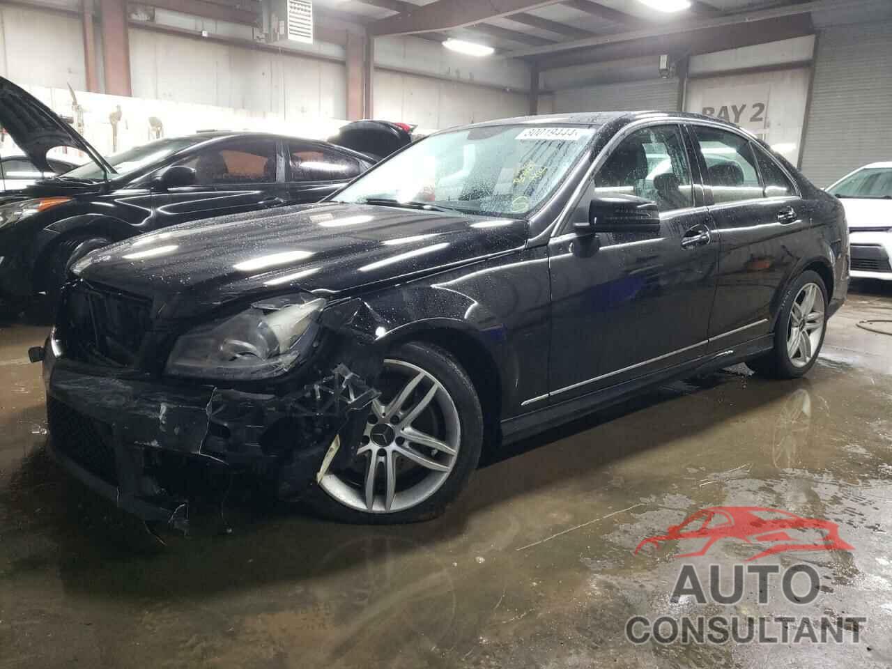 MERCEDES-BENZ C-CLASS 2013 - WDDGF8AB5DR250370