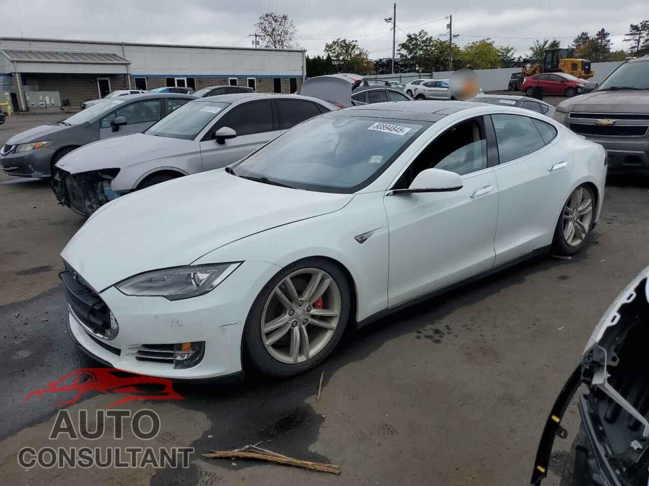 TESLA MODEL S 2015 - 5YJSA1H47FF084248