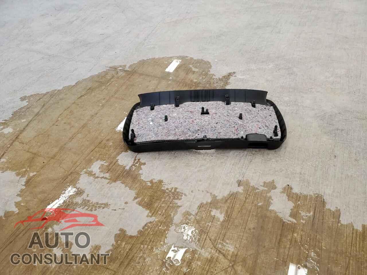 FORD ESCAPE 2017 - 1FMCU0F75HUB88679