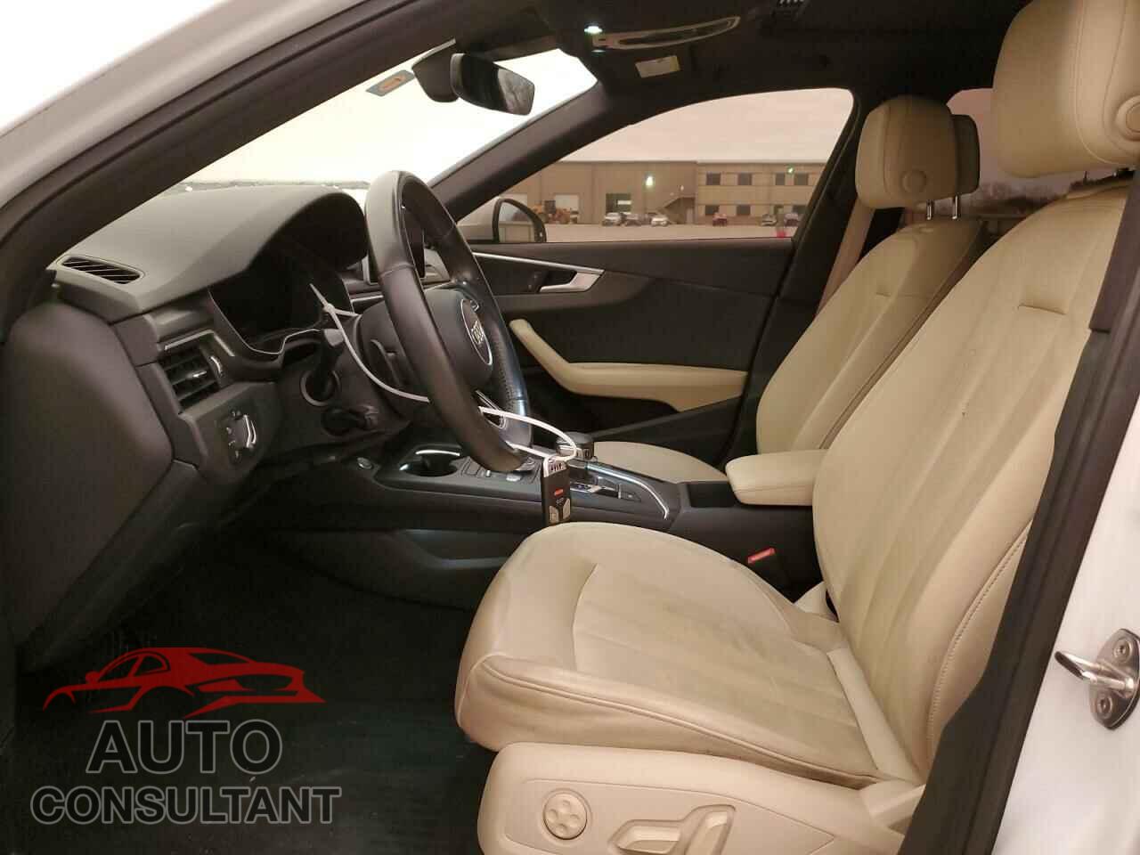 AUDI A4 2017 - WAUKMAF42HN058457