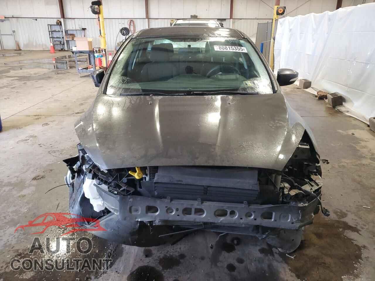 FORD FOCUS 2015 - 1FADP3F26FL258804
