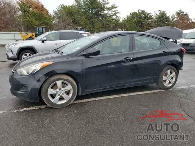 HYUNDAI ELANTRA 2011 - KMHDH4AE2BU108820