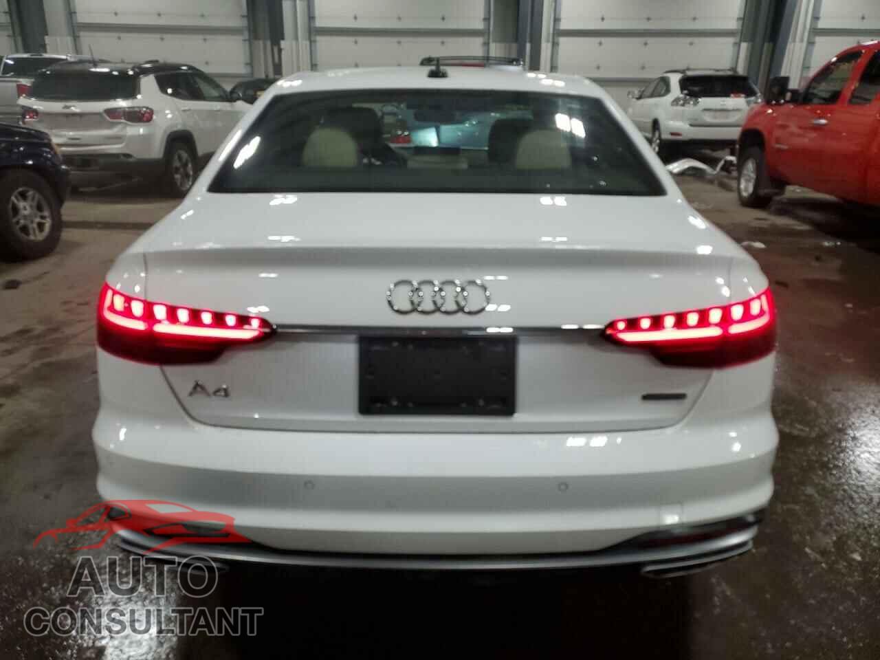 AUDI A4 2021 - WAUDAAF49MN003662