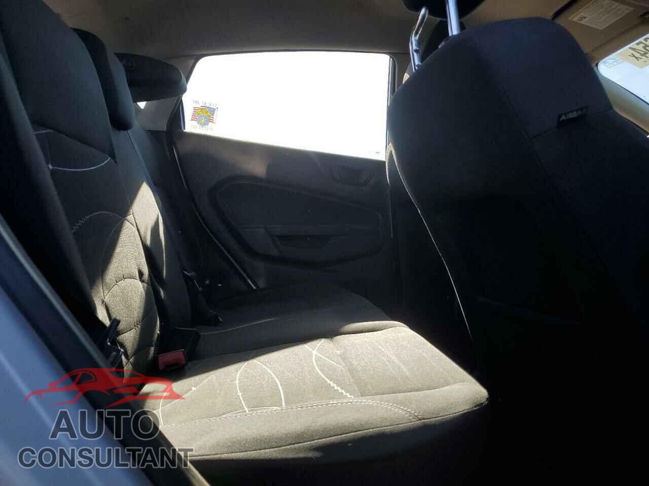FORD FIESTA 2018 - 3FADP4EJ6JM143836