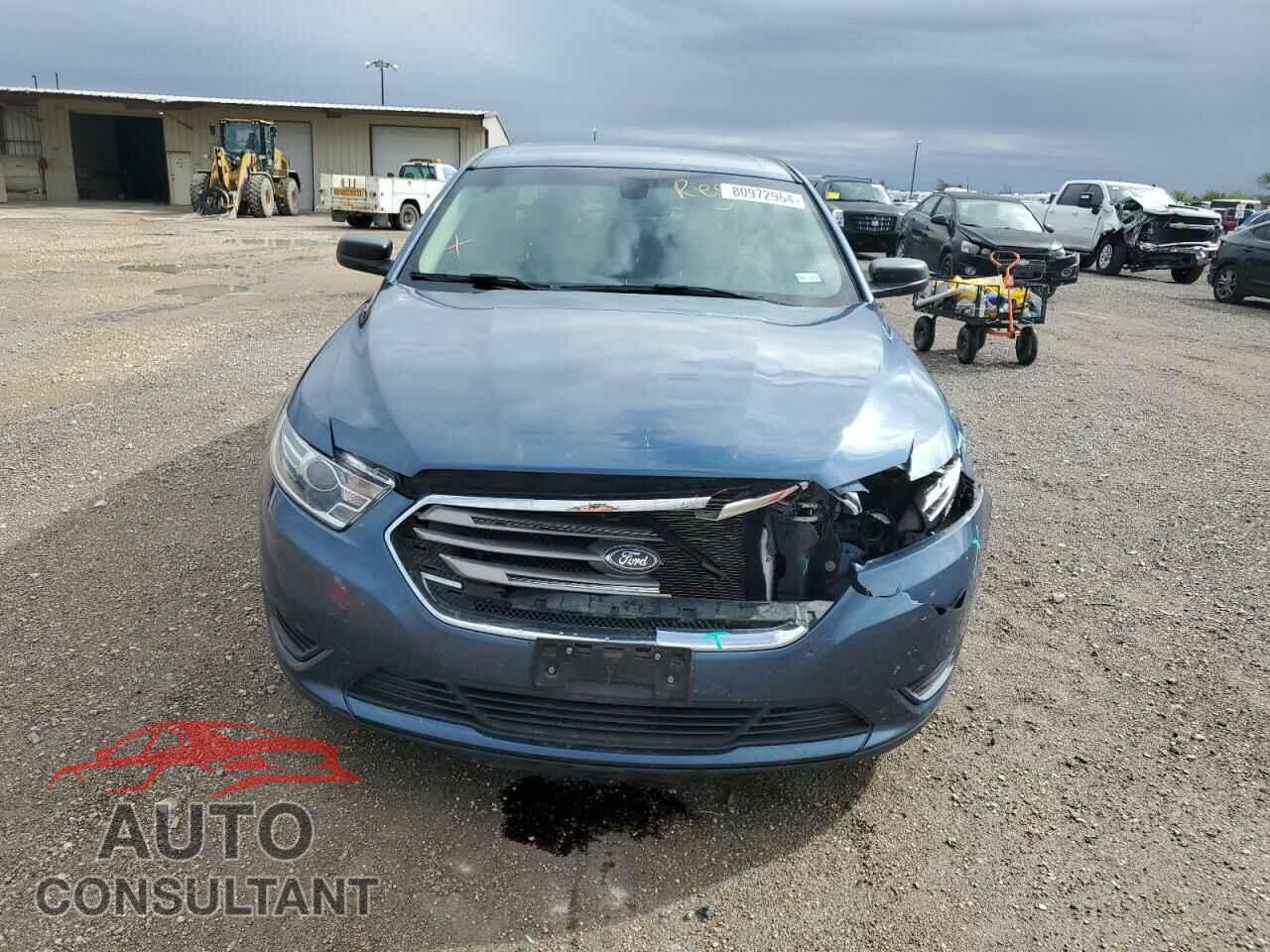 FORD TAURUS 2018 - 1FAHP2D85JG113192
