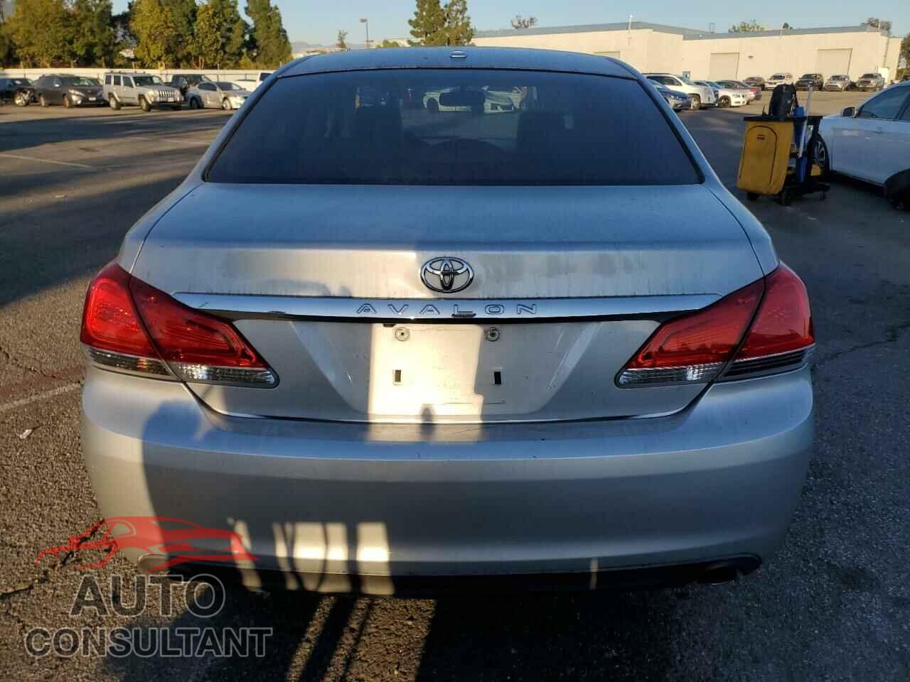 TOYOTA AVALON 2012 - 4T1BK3DB3CU451495