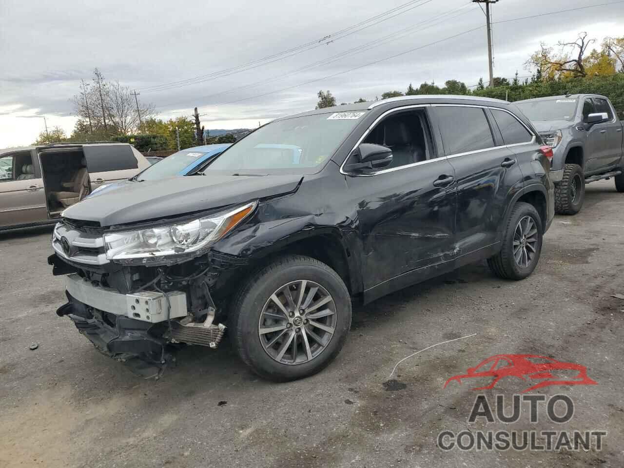 TOYOTA HIGHLANDER 2018 - 5TDKZRFH6JS258960