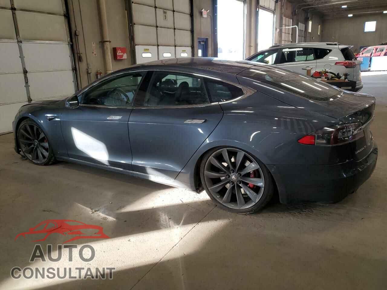 TESLA MODEL S 2017 - 5YJSA1E41HF216993