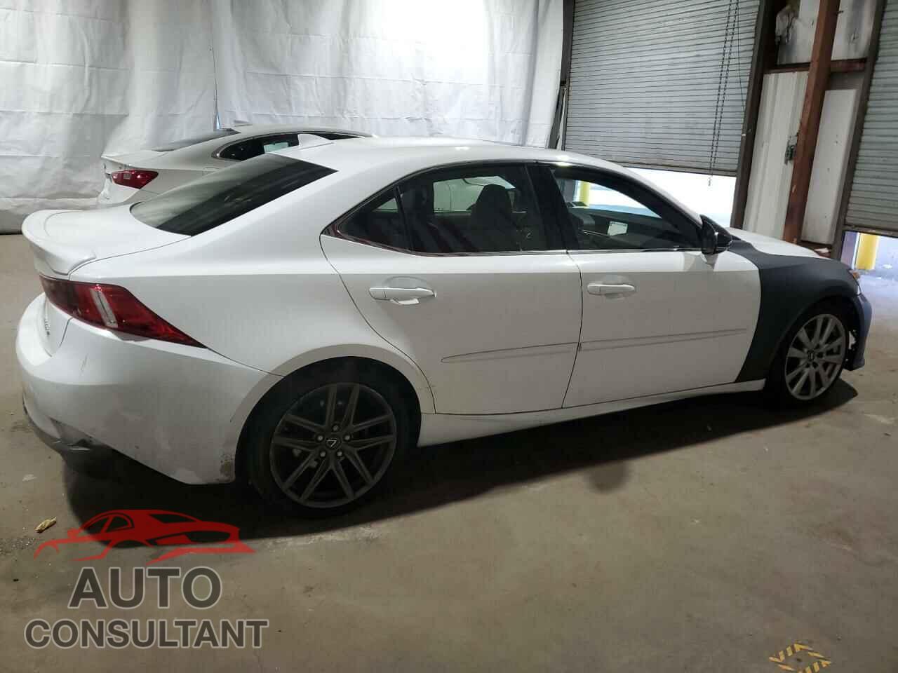LEXUS IS 2015 - JTHCF1D20F5025259